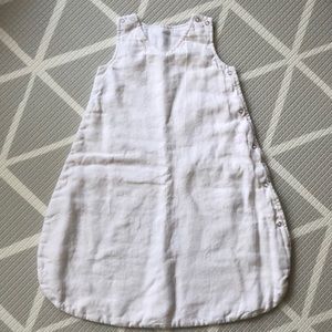 NWOT White linen and cotton baby sleep sack 0-6